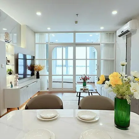 L'Amie Homestay - Vinhomes Times City